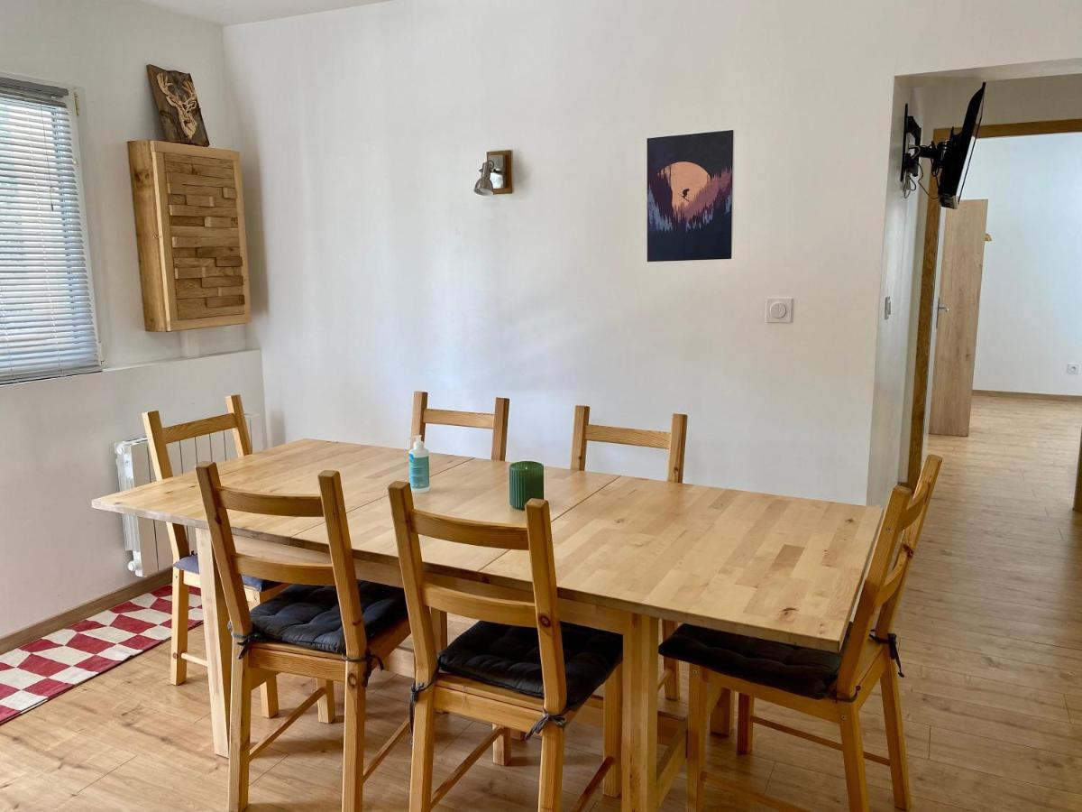 Appartement Ideal Pour Ete Et Hiver, Situe Au Pied Des Pistes De Ski Et Des Sentiers De Randonnee Преманон Экстерьер фото